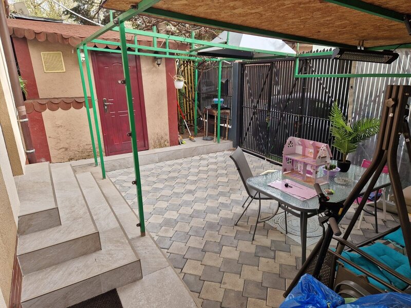 Casa la curte zona Regie, Belvedere, Grozavesti, Orhideea